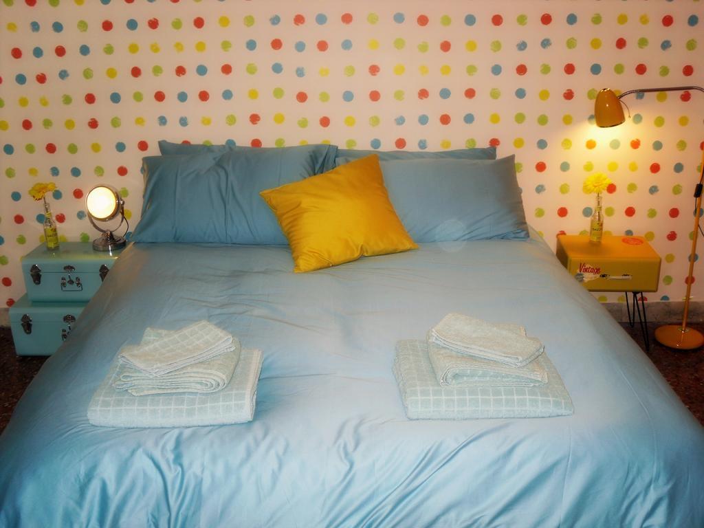 Out Of Time Bed & Breakfast - Rome — Photos 2